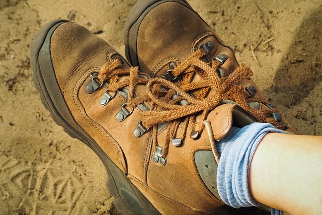 Hiking Boot Fit 101: How Tight Should Hiking Boots Be?