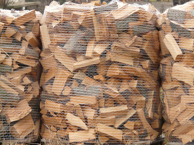 Does Firewood Need to be Covered?